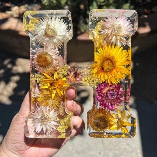 🌸Handmade Floral Resin Night Light